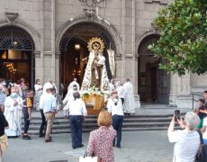 Descubre la magia de la Fiesta de El Carmen en Gijón: un destino turístico imperdible
