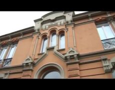 Descubre el encanto del Museo Nicanor Piñole en tu próximo viaje a Gijón: una joya turística en Asturias