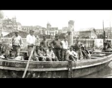 Descubre la auténtica música tradicional del pasodoble marinero en tu próximo viaje a Gijón